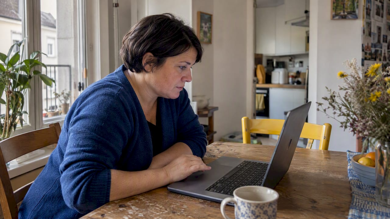 Booking.com Reviews: Why Busy Managers Must Prioritize Recent Stays