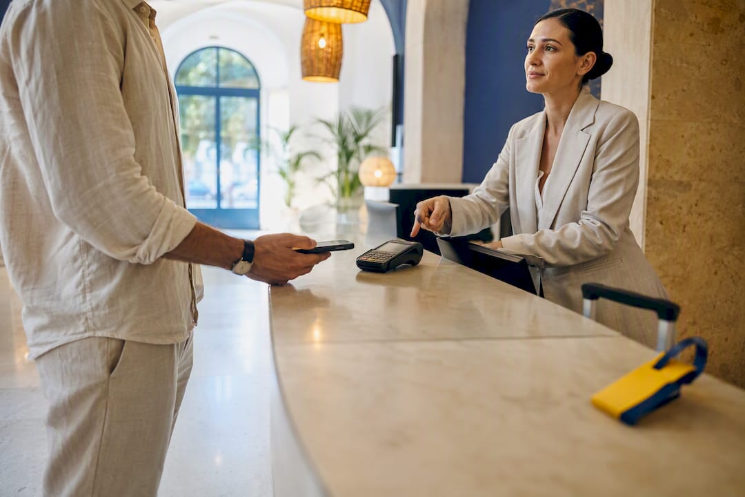 Avoid €8 Surprises: Ley 2/2026 Tourist Tax Rules for Hosts & Travelers