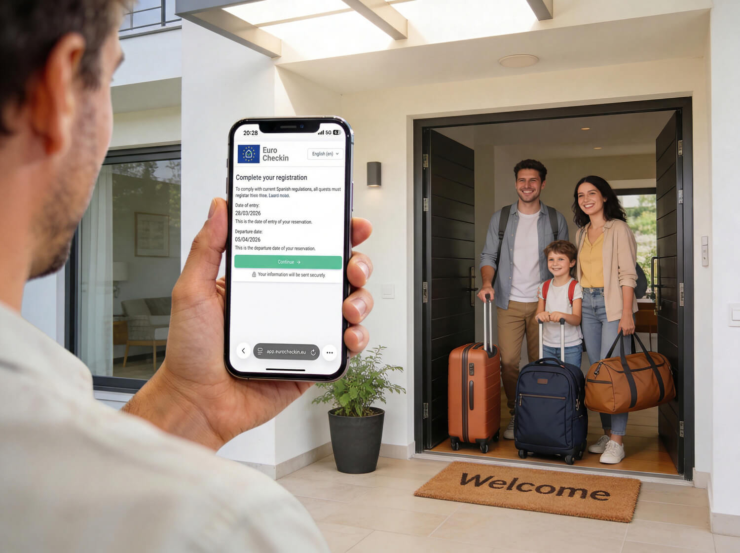 Anfitrión de Airbnb en Málaga automatizando el registro de viajeros y evitando multas en España