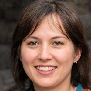 anfitriona Airbnb en Valencia usando EuroCheckin para SES Hospedajes